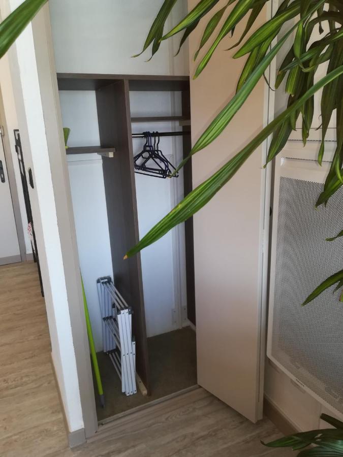 Studio Cabine Vue Port Avec Parking Prive, Piscine, Parc, Boulodrome Agde Exterior foto