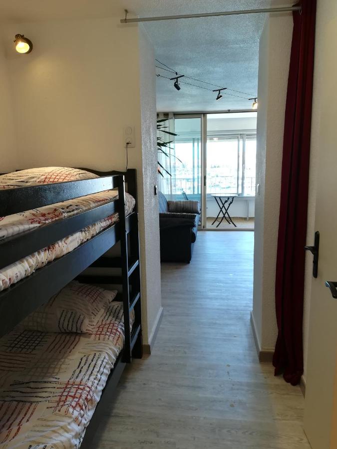 Studio Cabine Vue Port Avec Parking Prive, Piscine, Parc, Boulodrome Agde Exterior foto