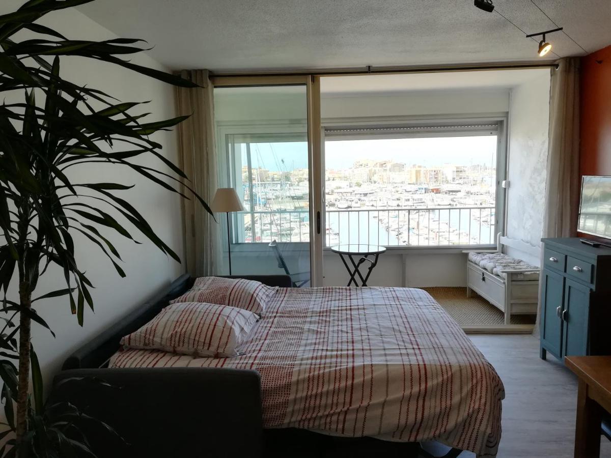 Studio Cabine Vue Port Avec Parking Prive, Piscine, Parc, Boulodrome Agde Exterior foto